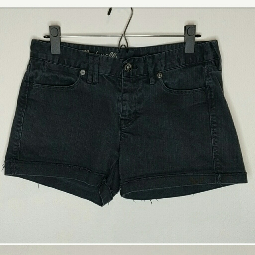 Madewell black cut off shorts sz 27